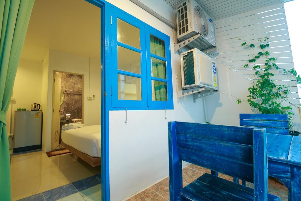 Frog House Bed & Breakfast (Adults Only) Patong Exterior photo