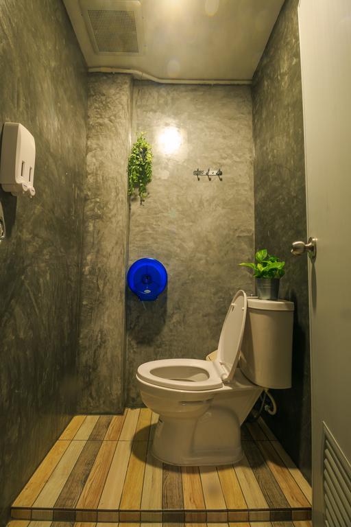 Frog House Bed & Breakfast (Adults Only) Patong Exterior photo