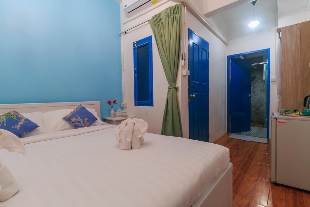 Frog House Bed & Breakfast (Adults Only) Patong Exterior photo